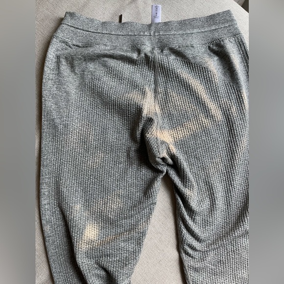 Lululemon Engineered Warmth Graphite Grey 1/2 Zip Pullover & Joggers Set Size 8 - Picture 12 of 14